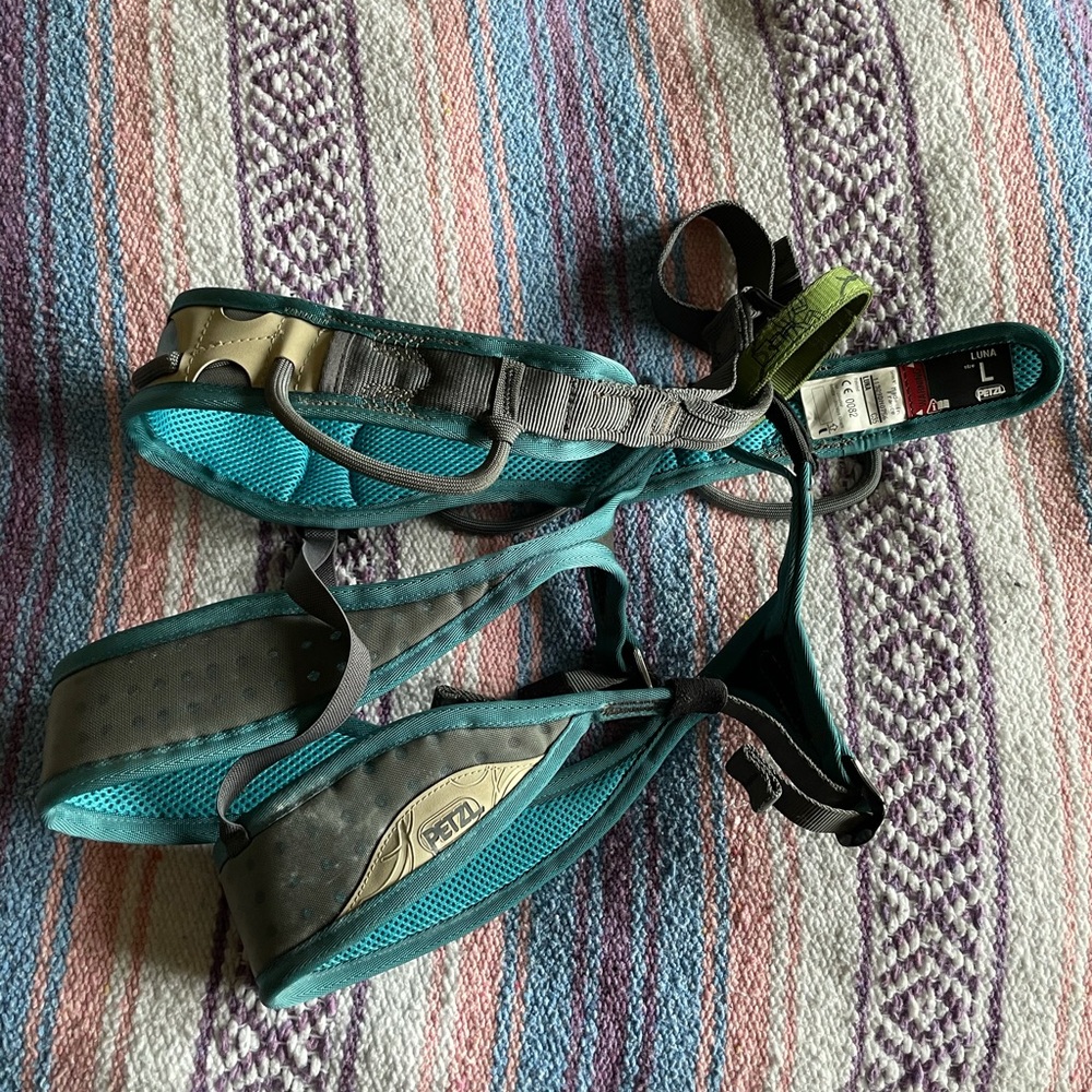 Petzl women’s climbing harness
